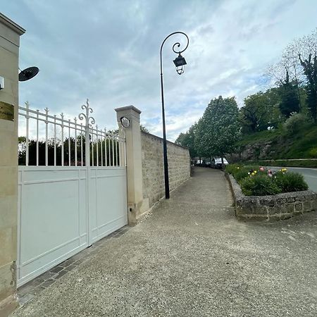 Chaleureux Studio Niche Devant Le Chateau D'Auvers Sur Oise Auvers-sur-Oise Bagian luar foto